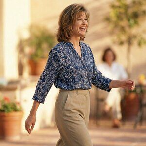 Carole Little Woman 1X Linen Blue White Blouse Navy Floral Paisley Coastal Prep